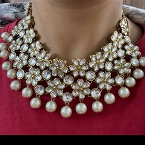 Kundan Jewelry Set