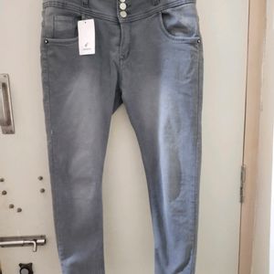 Premium Ankle Length Jeans