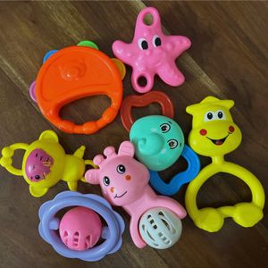 Rattle Teethers 🐥🐒🪼🦜