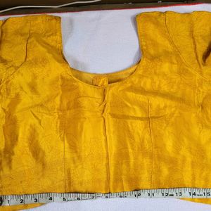 🎊Good Condition Lemon Yellow Colour Blouse