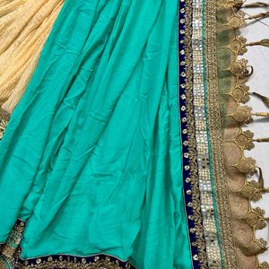 Very beautiful heavy work Saree 😍