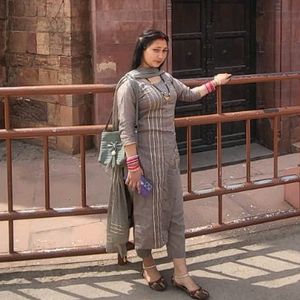 Attaractive Kurti Pant With Dupatta Set