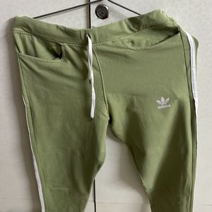 Green Colour Short Capri for Women’s