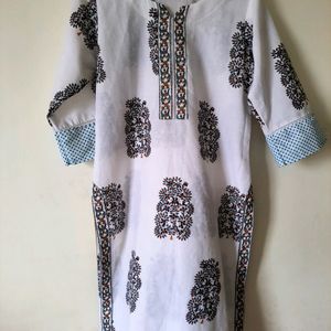 Kurti With Dupatta