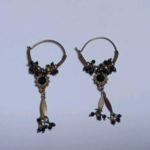 Gold And Black Party Wear Earrings