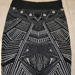 stretchable short skirt