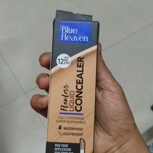 BRAND NEW BLUE HEAVEN CONCEALER