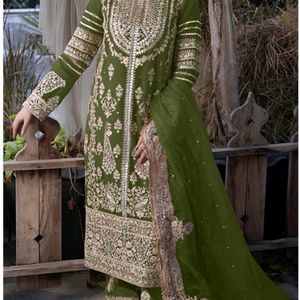 New Standard Pakistani Poshaq Dresses Beautiful Dr