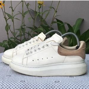 ALEXANDER MCQUEENWHITE LEATHER SNEAKERS WITH LOGO