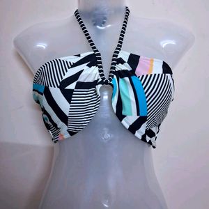 Bra Which can Wear Alternate Side