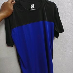 NEW BLACK ⚫ AND BLUE 🔵 TSHIRT for Men