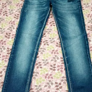 Gorgeous Jeans For Girls