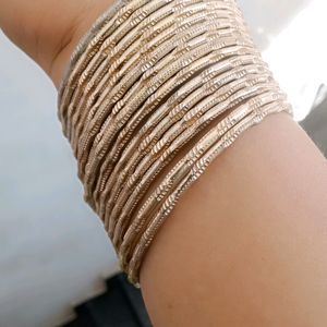 Set Of 4 Combo Bangles