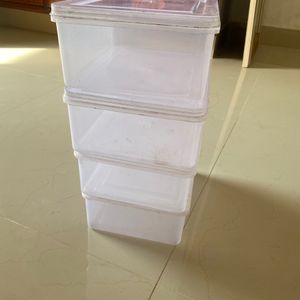 Eight organizer box plastic