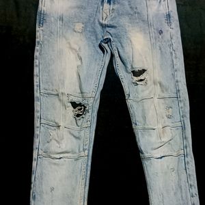 Fashionable Light Blue Jeans For Men