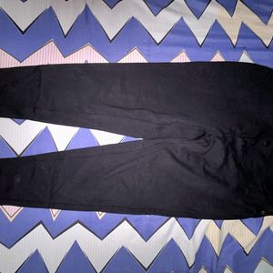 Black Strechable Pants