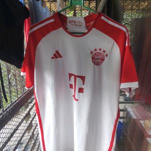 Adidas FC Bayern Jersey