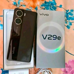 Vivo V29e Use Only 4 Months