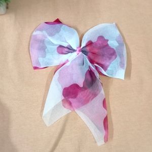 Printed Bow hair clips for women and girls (Multicolour)Printed Bow hair clips for women and girls.