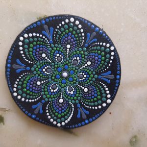 dotting mandala art