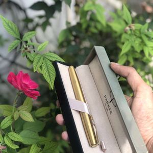 Parker Orginal ₹999 Pen In Just ₹600