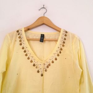 Yellow Casual Top (Women's)