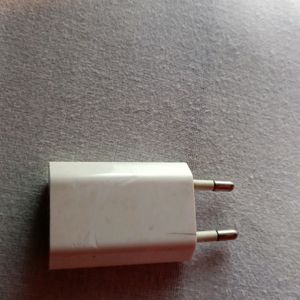 Apple Adapter