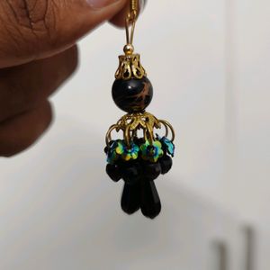 Black Dangling Earrings