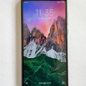 Mi Note 5 3/32 Smooth Interface Just Scratched