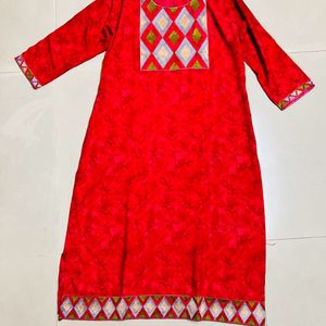 Thread Work Raani Colour Kurti