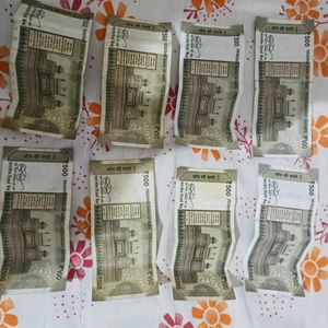 500 Rupees Notes Cash