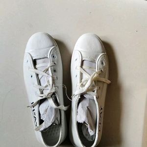 White Plastic Shoes Mens Casual Use