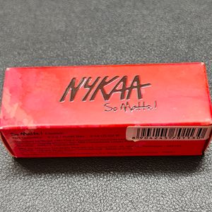 Nykaa So Matte Pink Brat Lipstick