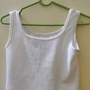 Cropped Ribbed White Tank Top