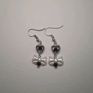 Heart Bow Earrings (Black)