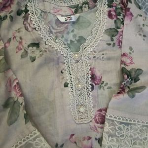 Floral Print Suit With Lace Border