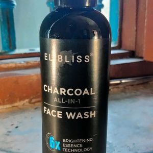 Charcoal And Oil Control Face Wash