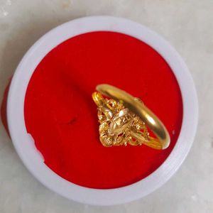 22 Crt Gold Ring