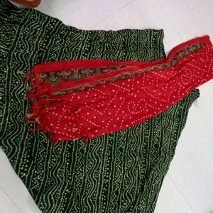 Bandhej Lehnga