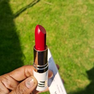 Myglamm Satin Matt Lipstick- Lust Stories