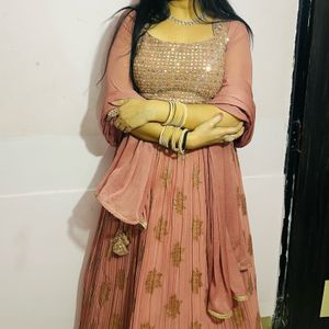 Crop Top Lehnga