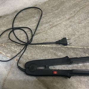 Nova Hair Straightener