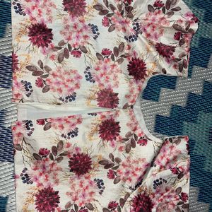 Floral Blouse With Back Zip