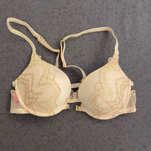 Light Pink Size 32B Lace Bra