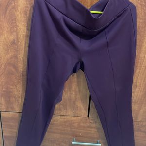 Wine coloured fitted jeggings