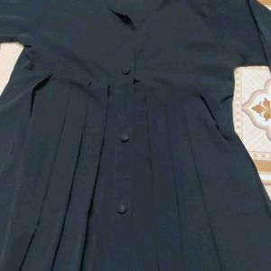 Trendy Pleated Front Open Abaya..