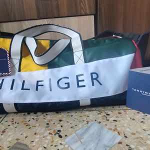 Tommy Hilfiger Polyester Duffle Bag