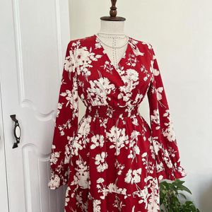 Maroon Mulvari Floral Print Flounce Sleeve Dress