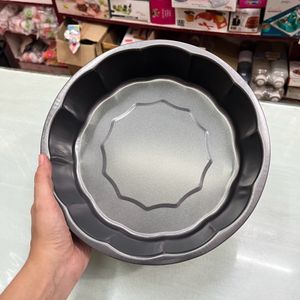 Flower Shape Cake Tin