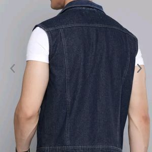 Men Navy Blue Denim Jacket With Detachable Hood